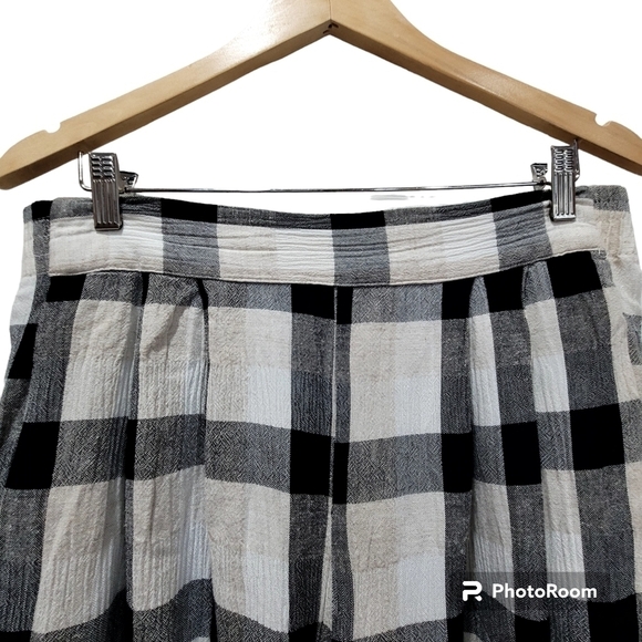 16" Waist Black Tan Cream Plaid Shorts Contemporary Summer VCAY - Picture 4 of 5